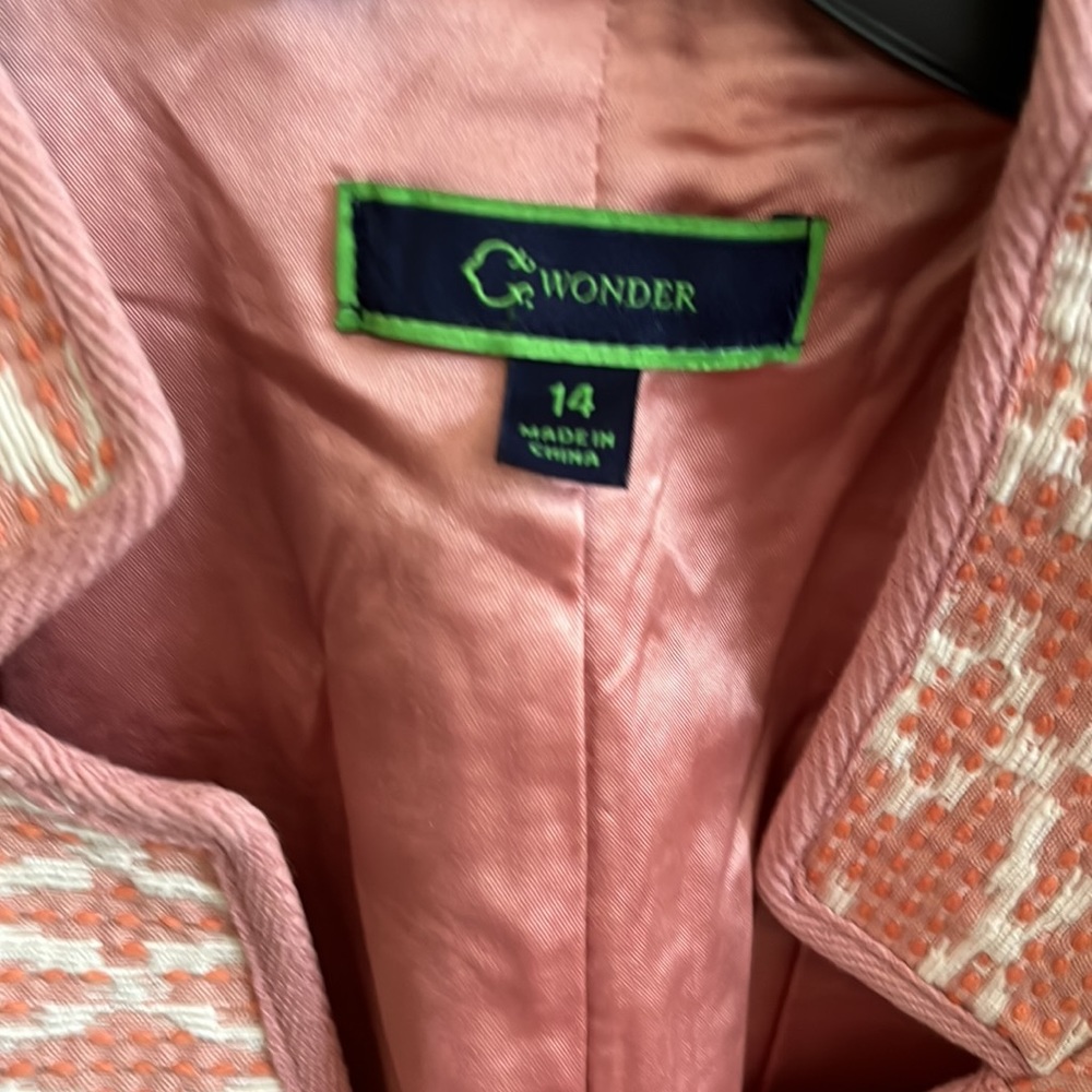 Blazer - Picture 2 of 6